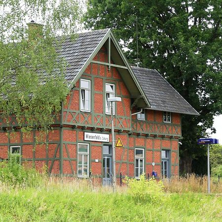Ferienwohnung Bahnhof 1892 Meeder Екстериор снимка